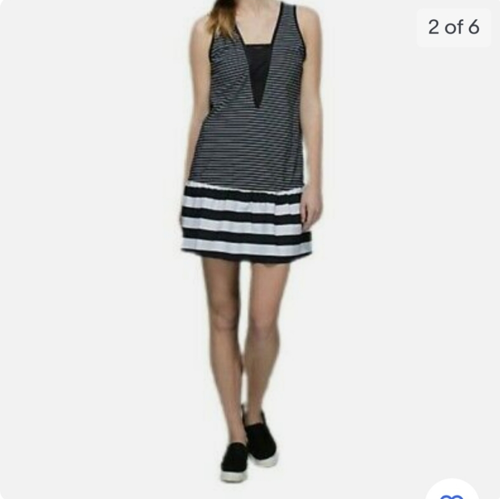 LULULEMON REVERSIBLE DRESS - Picture 2 of 5